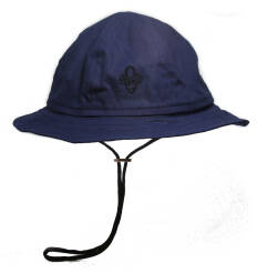 Granatowy kapelusz zuchowy z logo ZHP