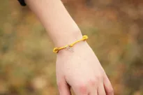 ROWER Bransoletka turystyczna ze srebrną zawieszką na sznurku - różne kolory - 4