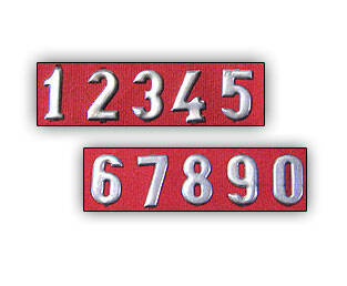 Metalowe cyfry do oznaczenia numeracji drużyny na pagonach