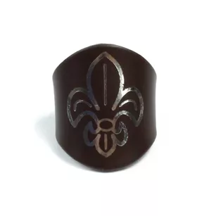 Suwak skautowy wypalany z lilijką srebrną - brązowy