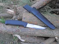 Mora 860 Companion Black - nóż finka harcerska 