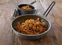 TREK'N EAT Wegańska Warzywna Jambalaya 180 g (670 g) - Żywność Liofilizowana