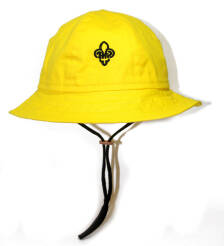 Żółty kapelusza zuchowy z logo ZHP