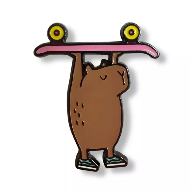 Pin metalowy - Kapibara z deskorolką - PINSTORY