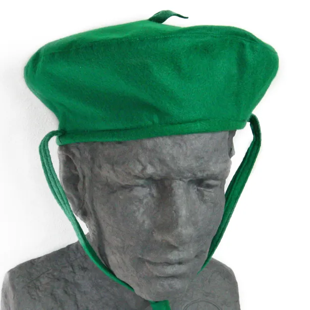 Jasnozielony beret zuchowy