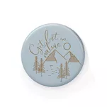 Button przypinka turystyczna / podróżnicza - get lost in nature