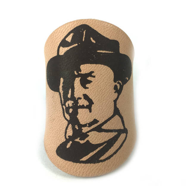 Skórzany suwak z wizerunkiem Sir Roberta Baden- Powella