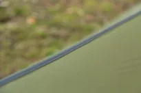 Mocne szwy w tarpie Lesovik Solo