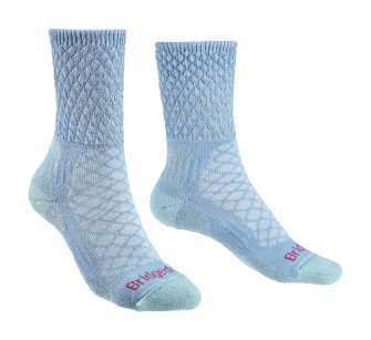 BRIDGEDALE Hike Lightweight  - Merino Comfort - Trail - Boot Height - Powder Blue - damskie skarpety trekkingowe