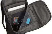 Plecak Thule EnRoute 20 L ma specjalną kieszeń na laptopa - do kieszeni można dotrzeć również od głównej komory