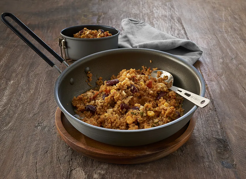 TREK'N EAT Wegańska Quinoa w Stylu Meksykańskim 140 g (460 g) - Żywność Liofilizowana