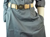 Oficjalna spódnica mundurowa ZHR posiada praktyczne kieszenie po obu stronach