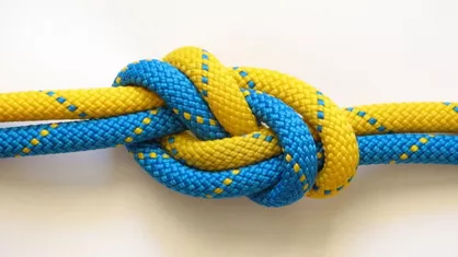 Węzły niezbędne każdemu harcerzowi część I – Żeglarskie